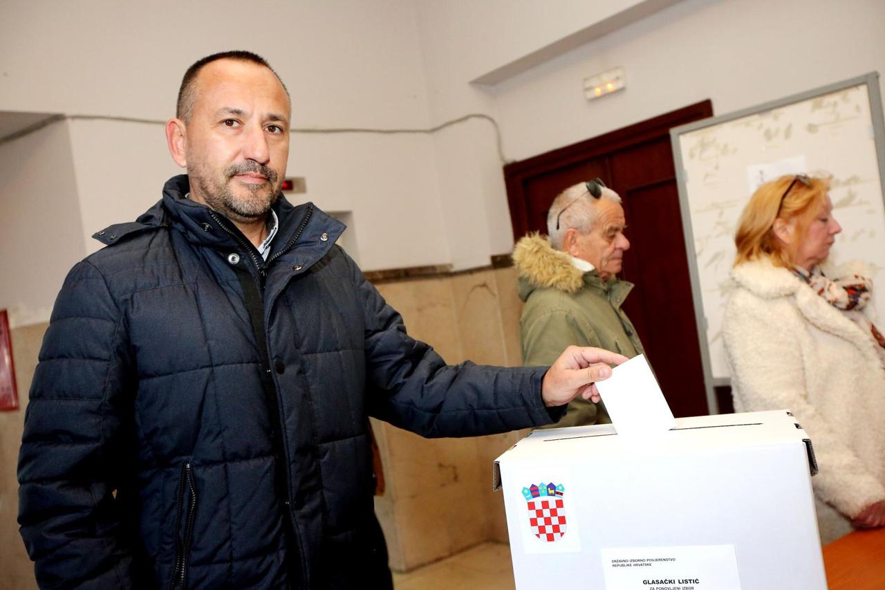 Hrvoje Zekanović glasovao u drugom krugu za izbor predsjednika Republike Hrvatske