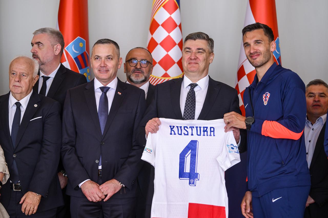 Zagreb: Predsjednik Republike Zoran Milanović  primio je brončanu reprezentaciju futsala