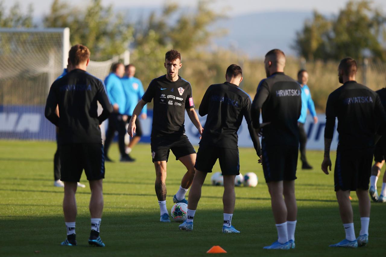 Hrvatska reprezentacija na treningu u Omišu
