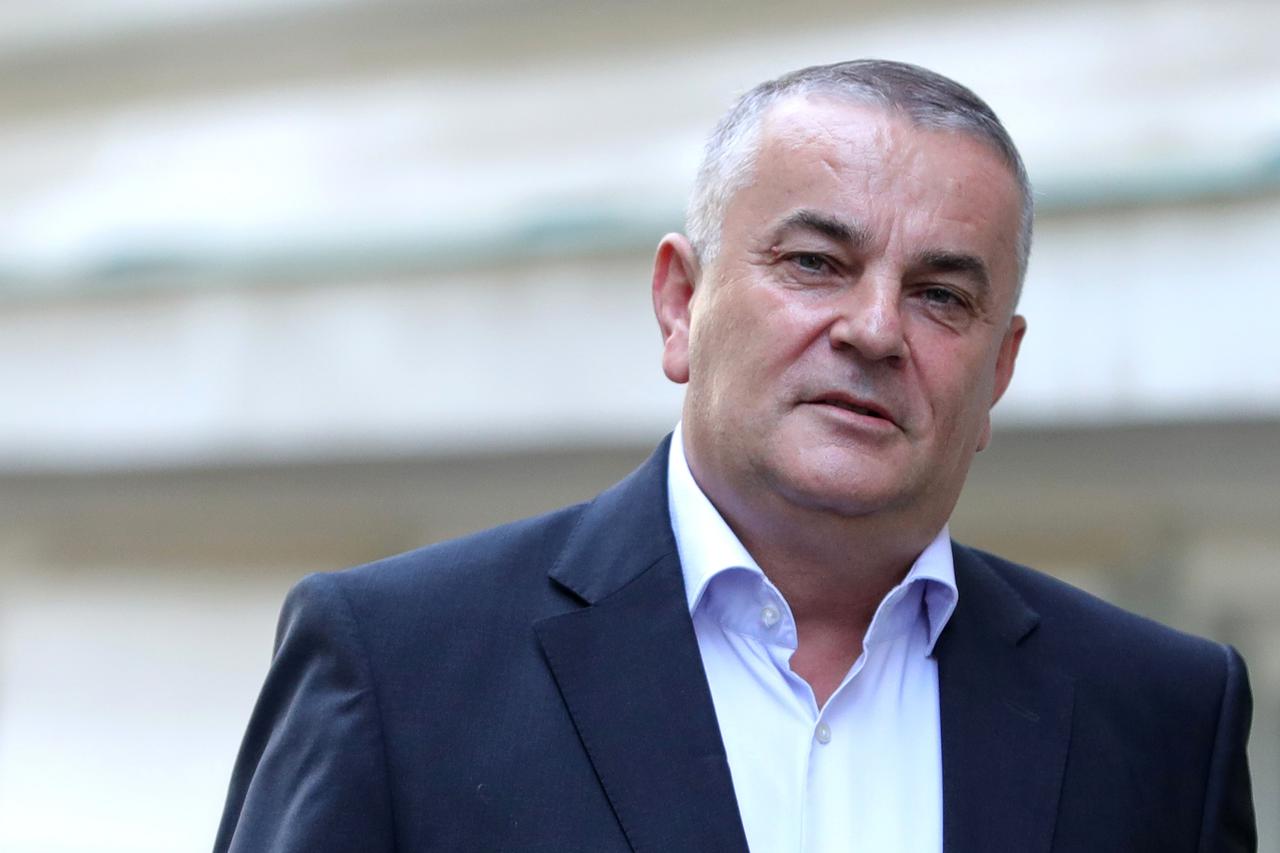 Drago Tadić dolazi na sudjenje na Županijski sud
