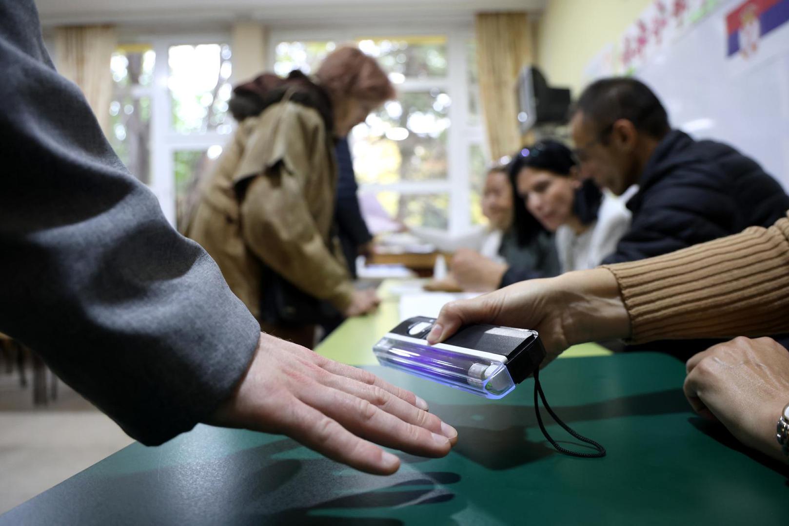 Tada bi trebali biti poznati prvi pokazatelji izbornog odnosa snaga između vladajuće Srpske napredne stranke (SNS) i njezinih najvećih protivnika – Studentske liste.