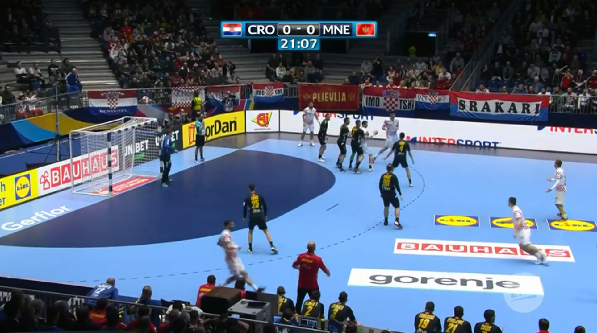 No, u 22. minuti je pisalo da je rezultat - 0:0.