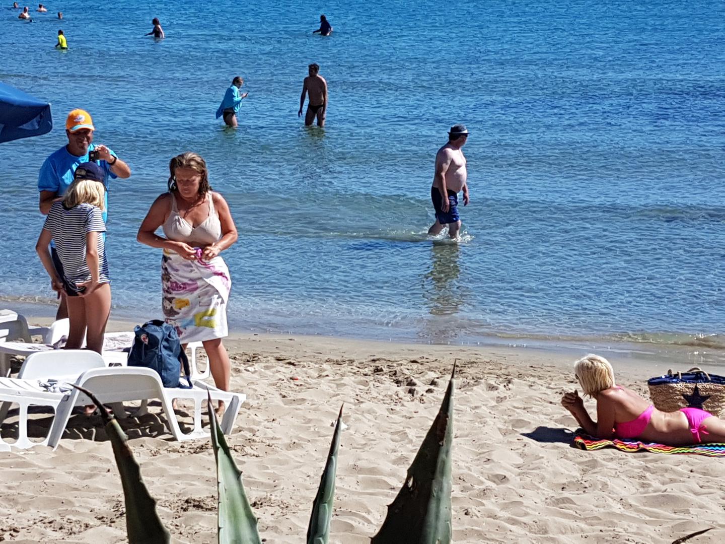 Uživanje u pješčanom raju na plaži Lumbarda