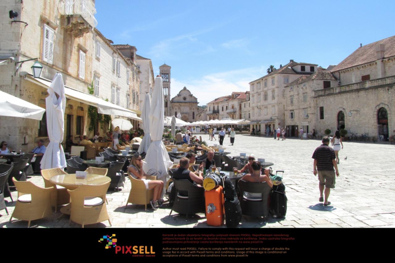 'hvar_PXL_unu_100624.1'