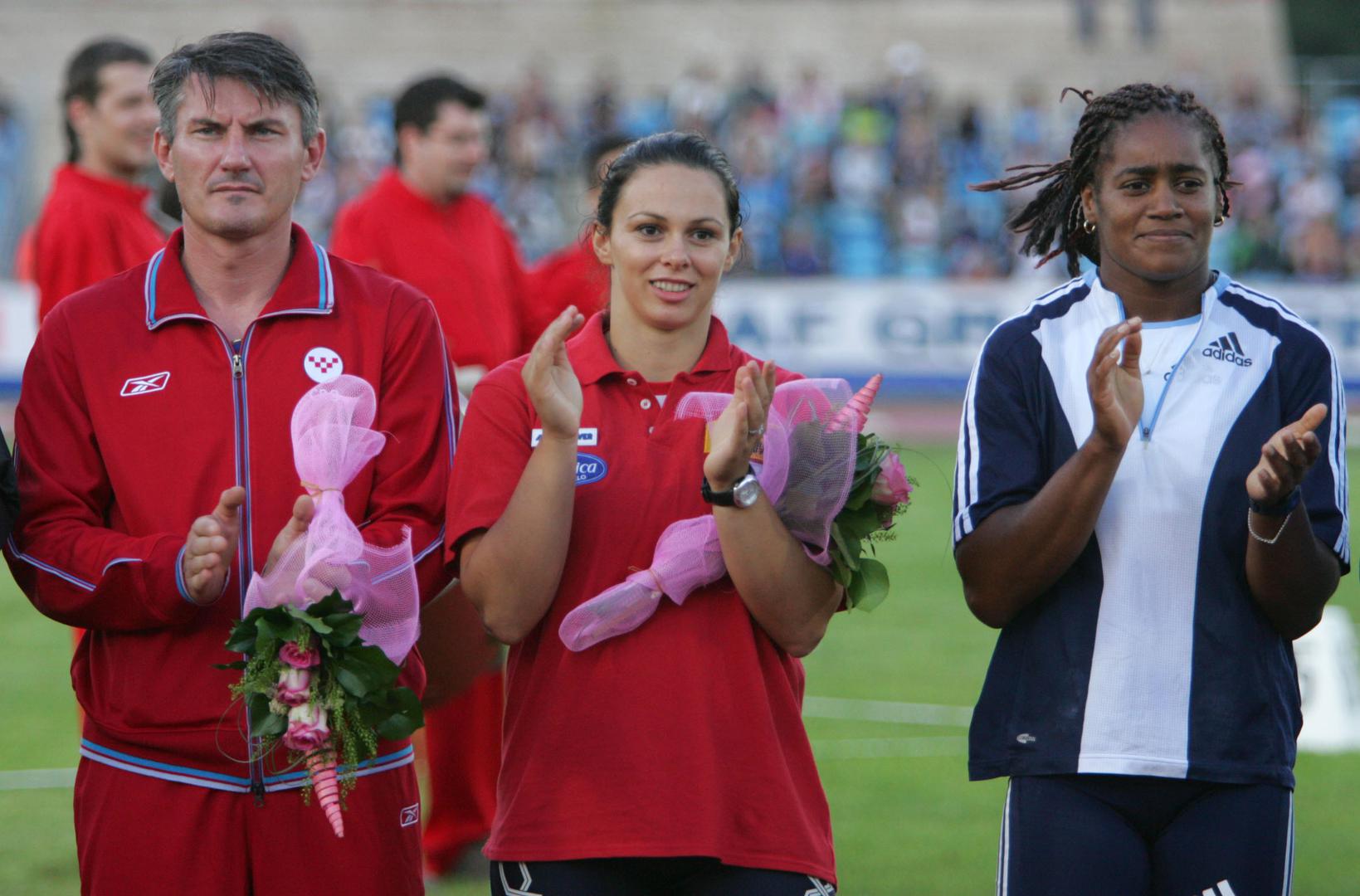 Podsjetimo, godine 2010. Ivana je nastupila u prvoj emisiji TV showa Ples sa zvijezdama gdje i nije baš zablistala.