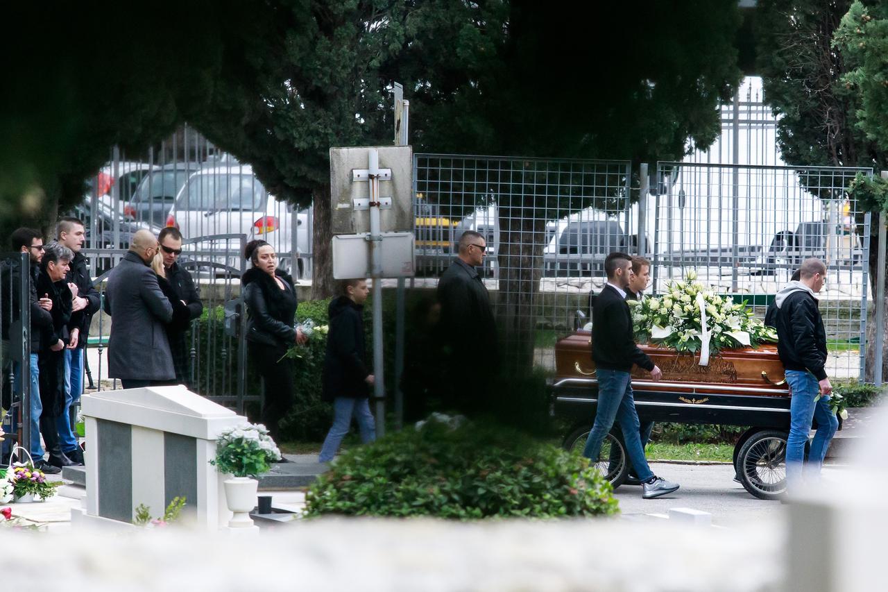 Pogreb Marina Bobana, jednog od ubijenih u ubilačkom pohodu