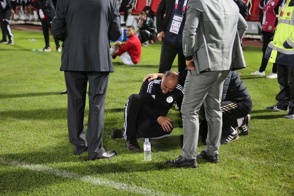 World Cup Qualifiers - Cameroon Ousts Algeria