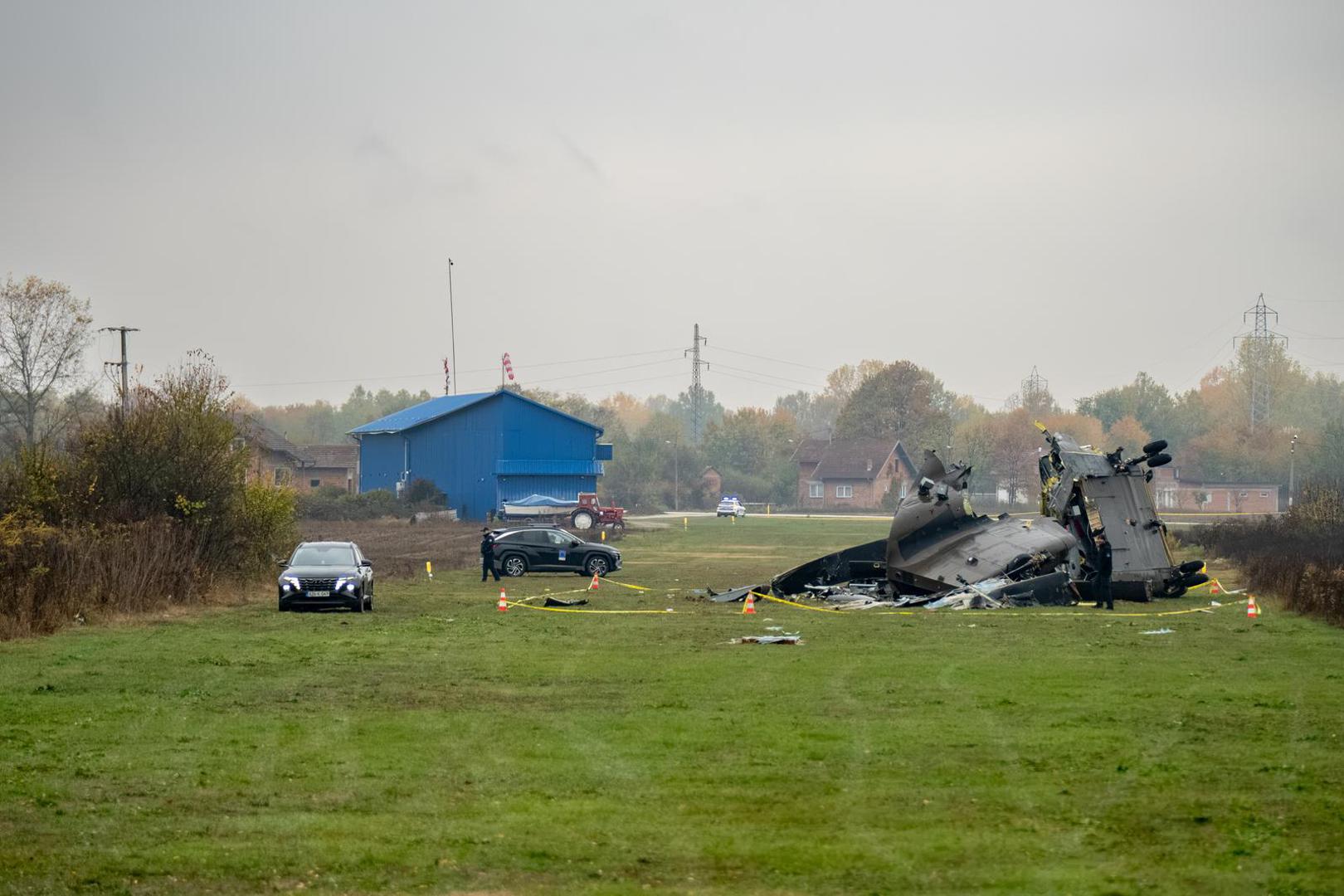 Dok su iz EUFOR-a najavili istragu, talijanska veleposlanica u BiH Sarah Eti Castellani kazala je kako se helikopter srušio pri polijetanju.