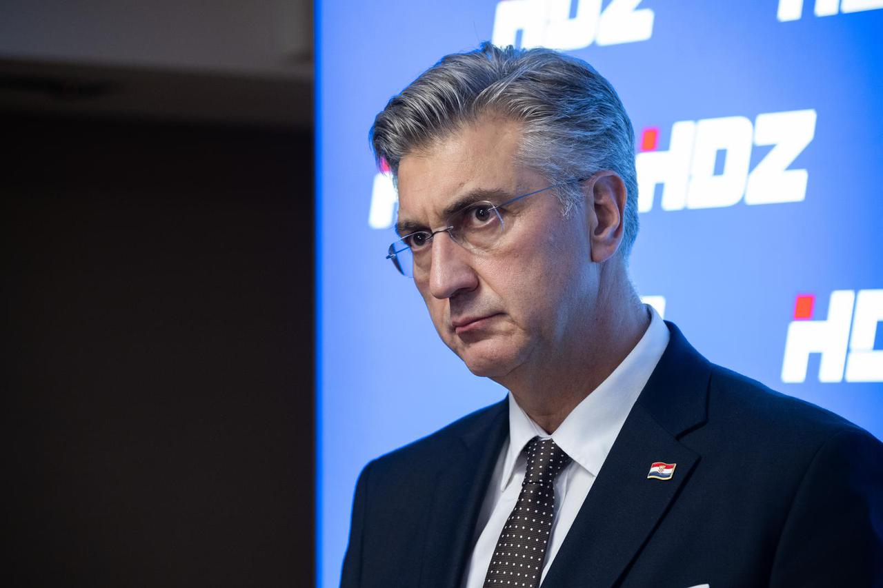 Zagreb: Andrej Plenković dao je izjavu medijima nakon sjednice Predsjedništva HDZ-a