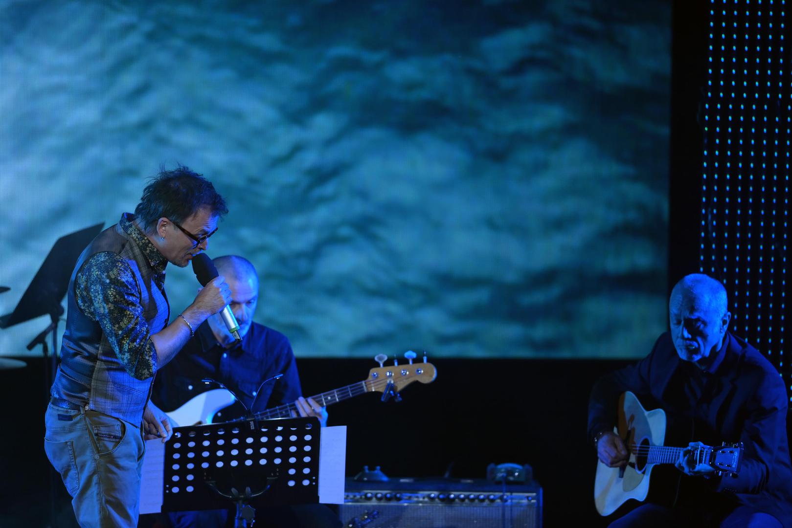 18.03.2022., Zagreb - U Hrvatskom narodnom kazalistu odrazana je dodjela Vecernjakove ruze, najvaznije i najstarije medijske nagrade, a uz vec poznate kategorije, ove godine dodiljenja je  i osma, digitalna ruza.  Photo: Igor Soban/PIXSELL