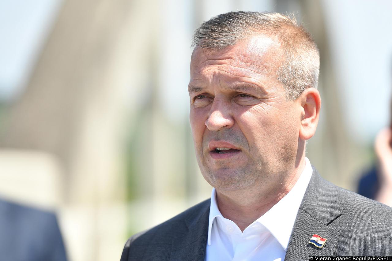 Obilazak novoizgrađenog mosta Tuhovec