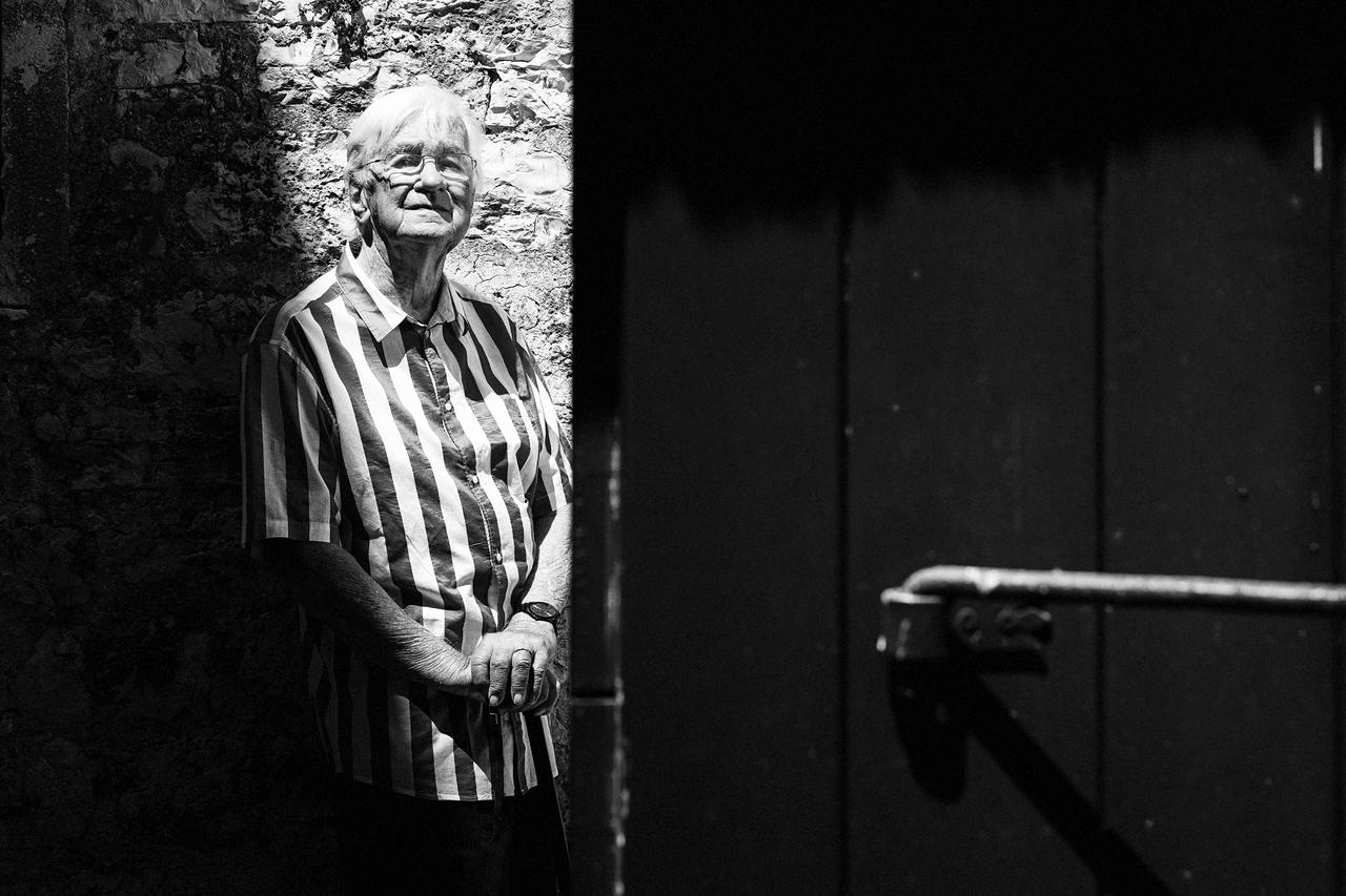 Stari Grad: TV voditelj Saša Zalepugin sa suprugom Tihanom