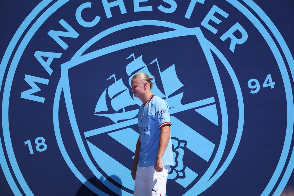 Premier League - Manchester City unveil new signings