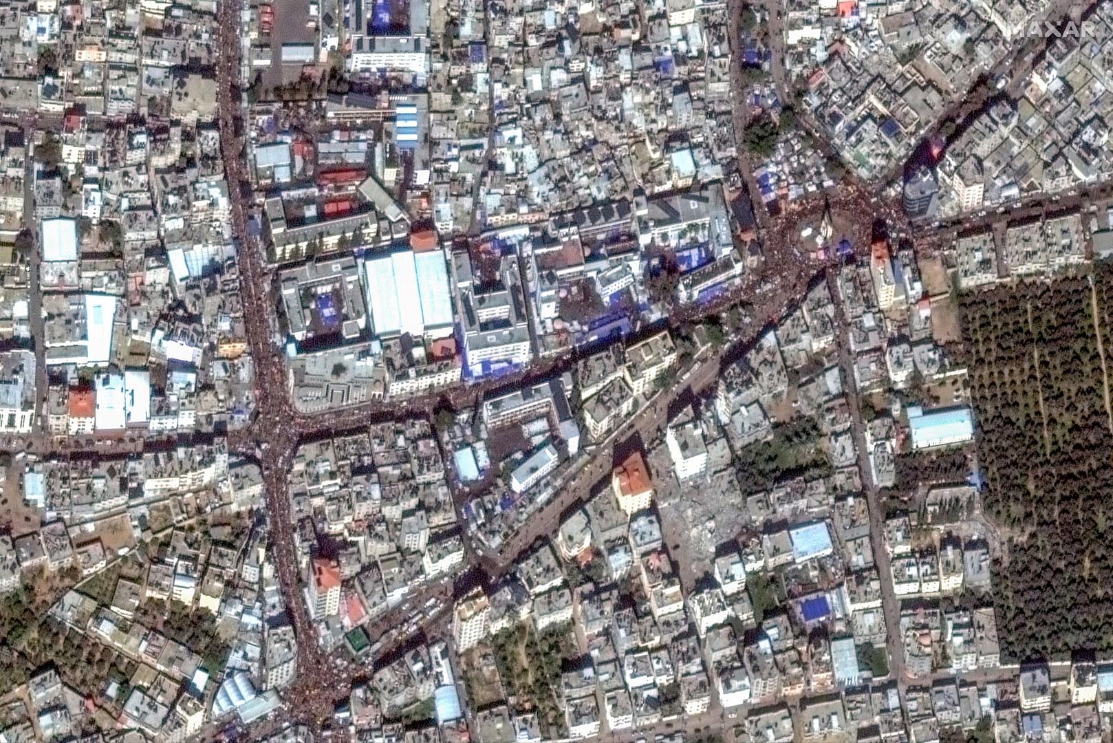 A satellite image shows people gathering on the streets, amid the ongoing conflict between Israel and the Palestinian Islamist group Hamas, in Rafah, Gaza, February 7, 2024. Maxar Technologies/Handout via REUTERS    THIS IMAGE HAS BEEN SUPPLIED BY A THIRD PARTY. NO RESALES. NO ARCHIVES. MANDATORY CREDIT. DO NOT OBSCURE LOGO. Photo: MAXAR TECHNOLOGIES/REUTERS