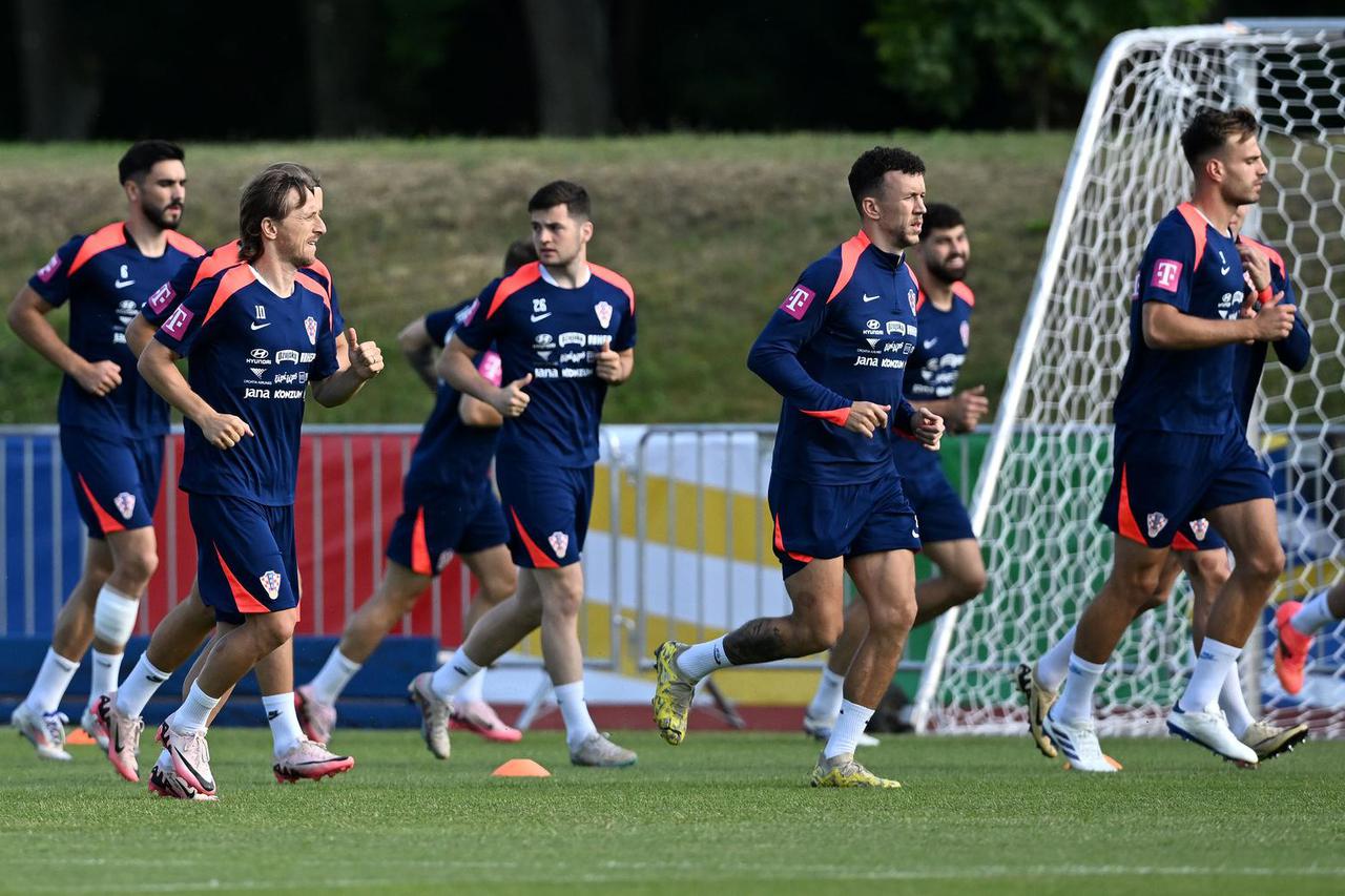 Neuruppin: Trening hrvatske nogometne reprezentacije