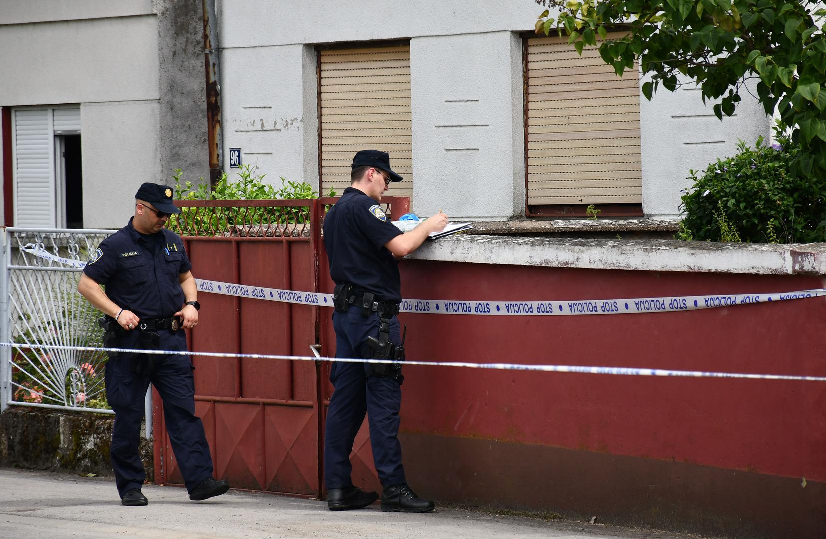 20.06.2024., Slavonski Brod - Dvostruko ubojstvo u ulici Svetog Lovre. Nesluzbeno, sin (45) usmrtio je svoje roditelje. Photo: Ivica Galovic/PIXSELL