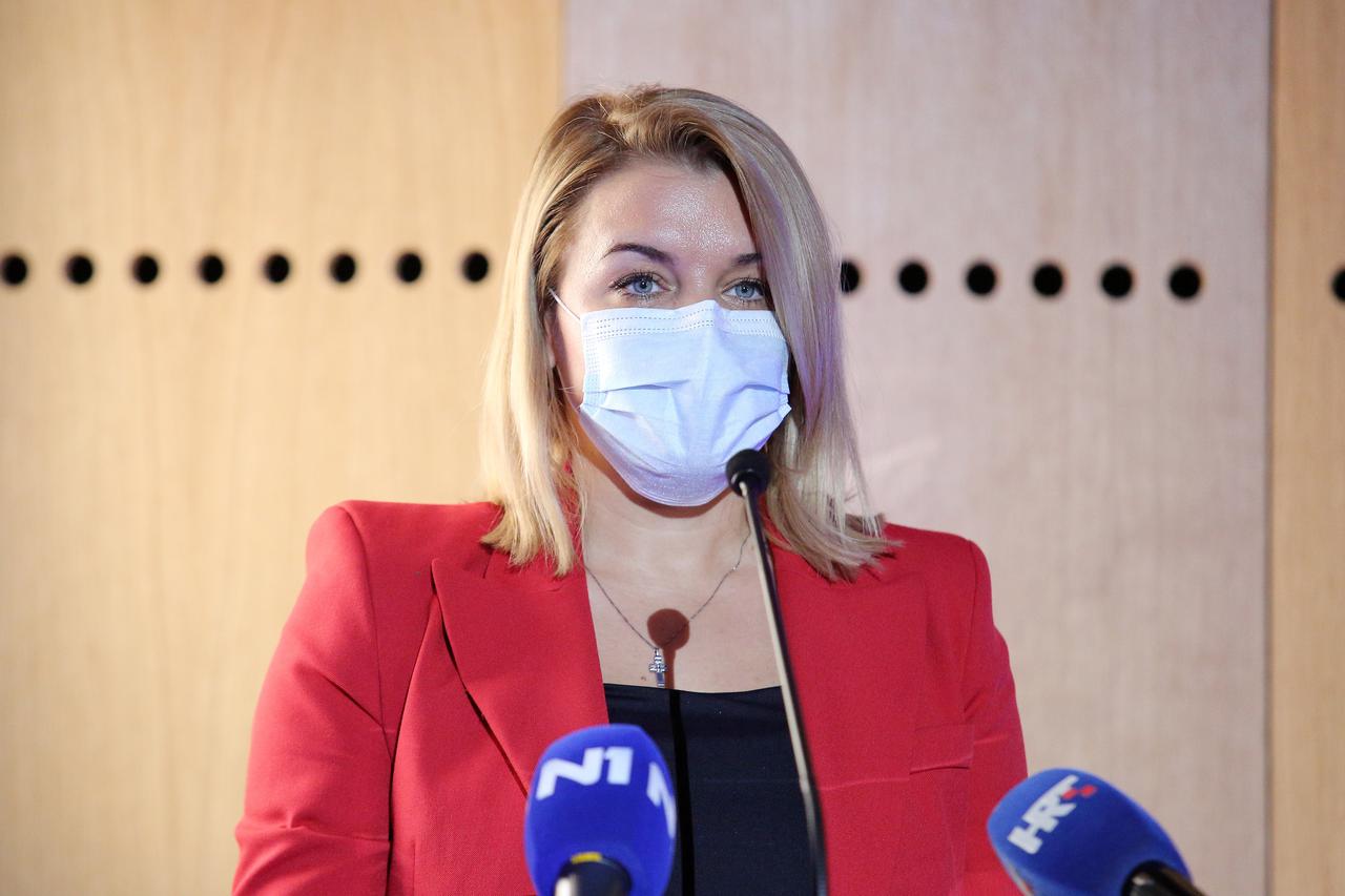 Skradin: Održana konferencija "Nauticki turizam - najotporniji na korona krizu"
