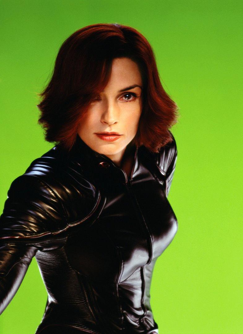 Nakon što je emitirano finale serije "The Capture" društvene mreže preplavili su komentari o izgledu glumice, a bilo je i onih gledatelja koji nisu mogli vjerovati da je to Jenssen.  