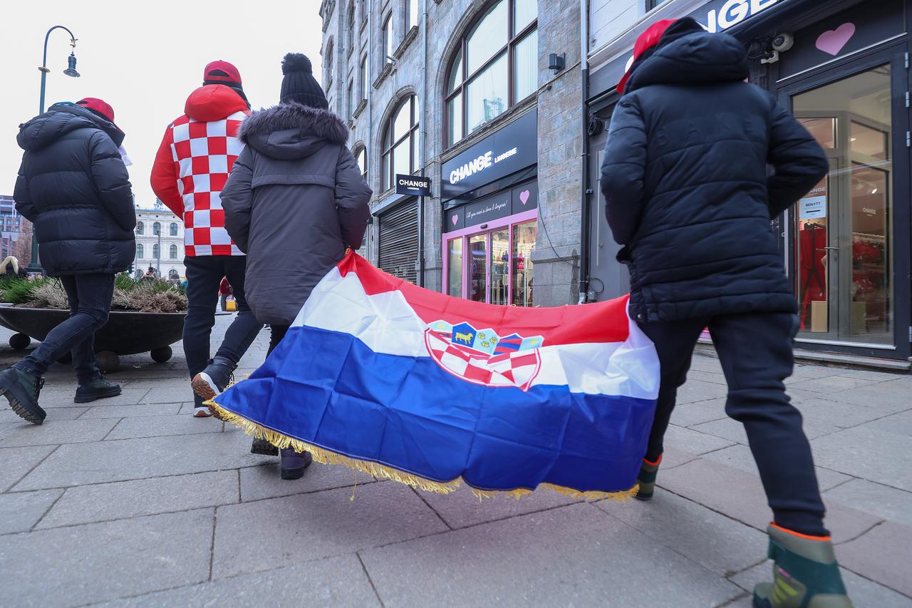 Zagreb: Andrej Plenković dao izjavu za medije nakon sjednice Predsjedništva HDZ-a