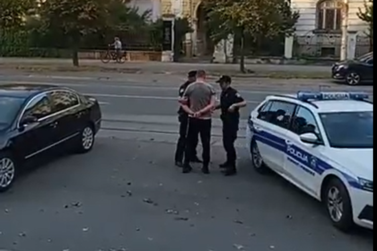 Privođenje osumnjičenog policajca