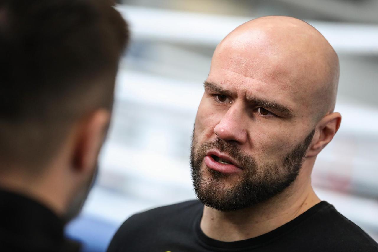 Zagreb: Trening Alena Babića na Velesajmu