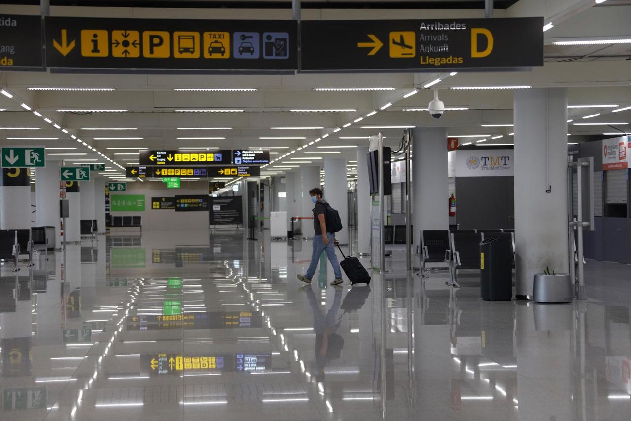 Coronavirus - Airport Mallorca