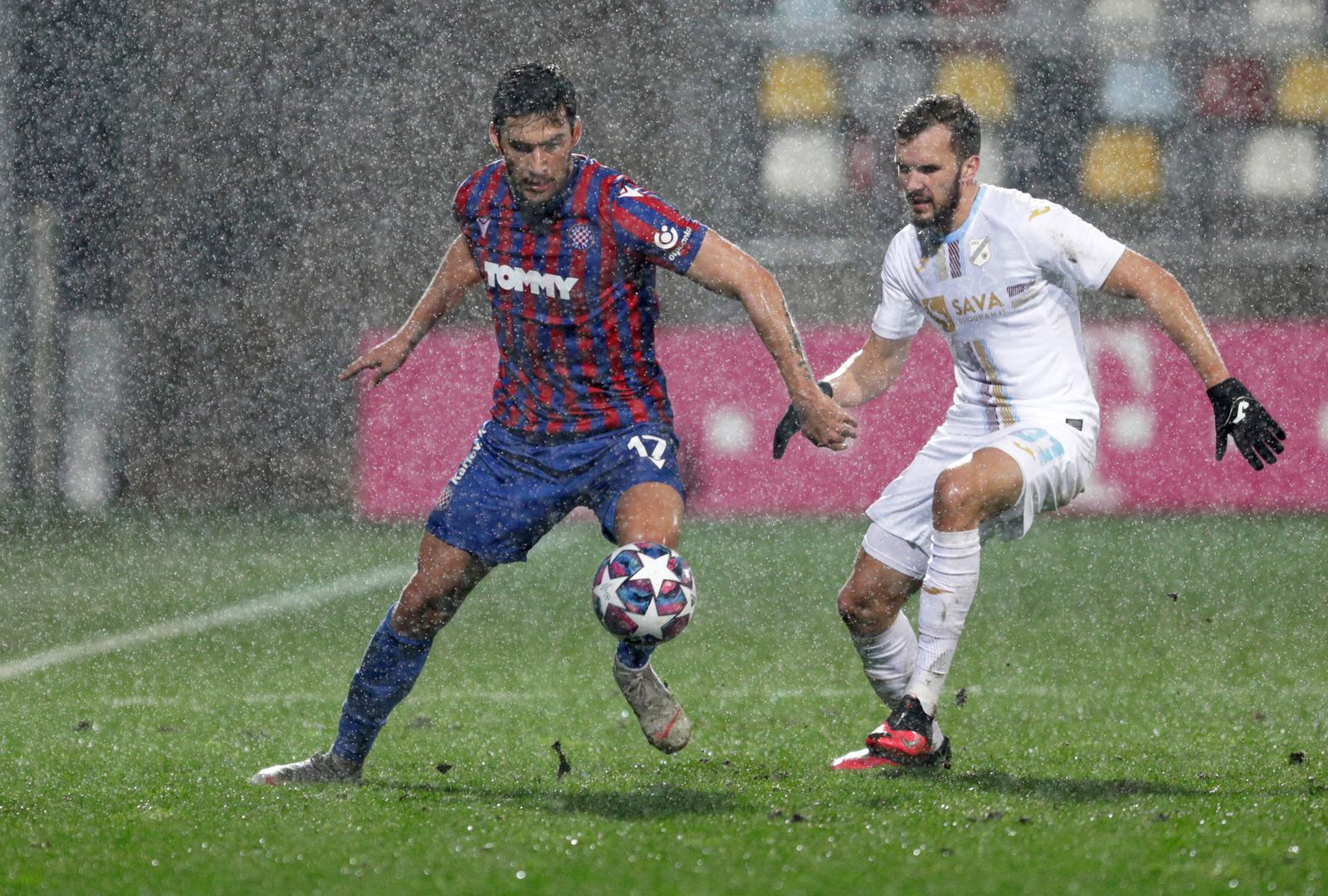 Trener Rijeke: Hajduk je imao jednu i pol priliku, a pobijedio nas je -  Večernji.hr