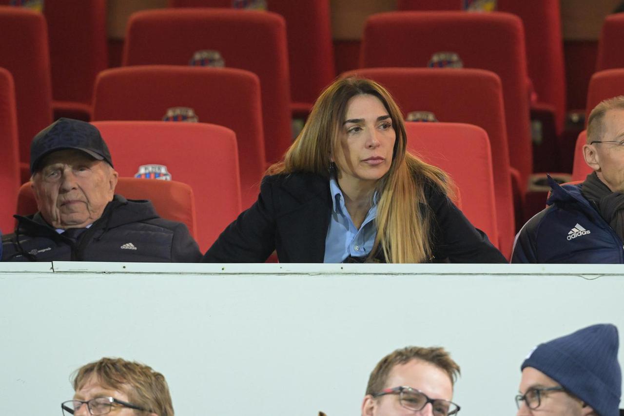 Plzen: Sve?ana loža na utakmici  Viktoria Plzen - GNK Dinamo