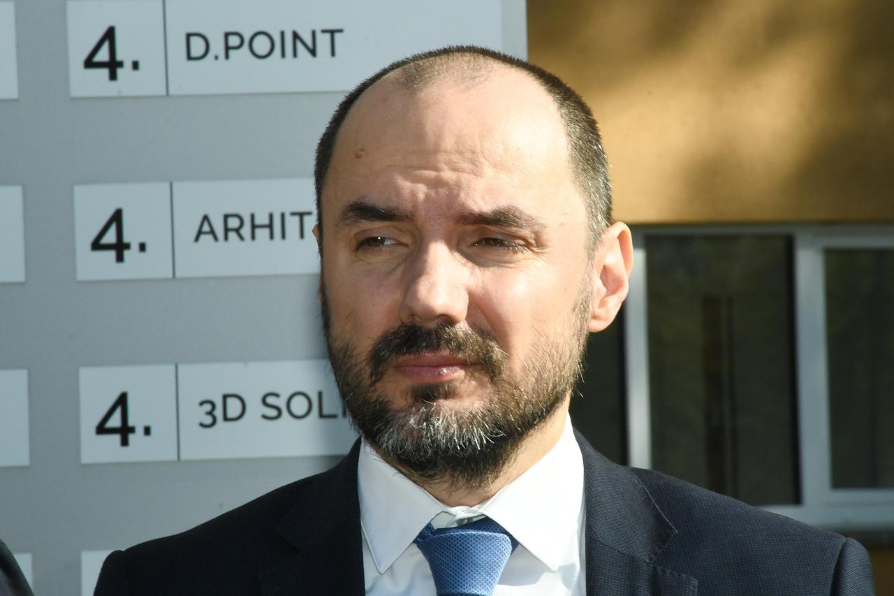 Predsjednik Vlade Andrej Plenković stigao je u posjet Sisačko-moslavačku županiji