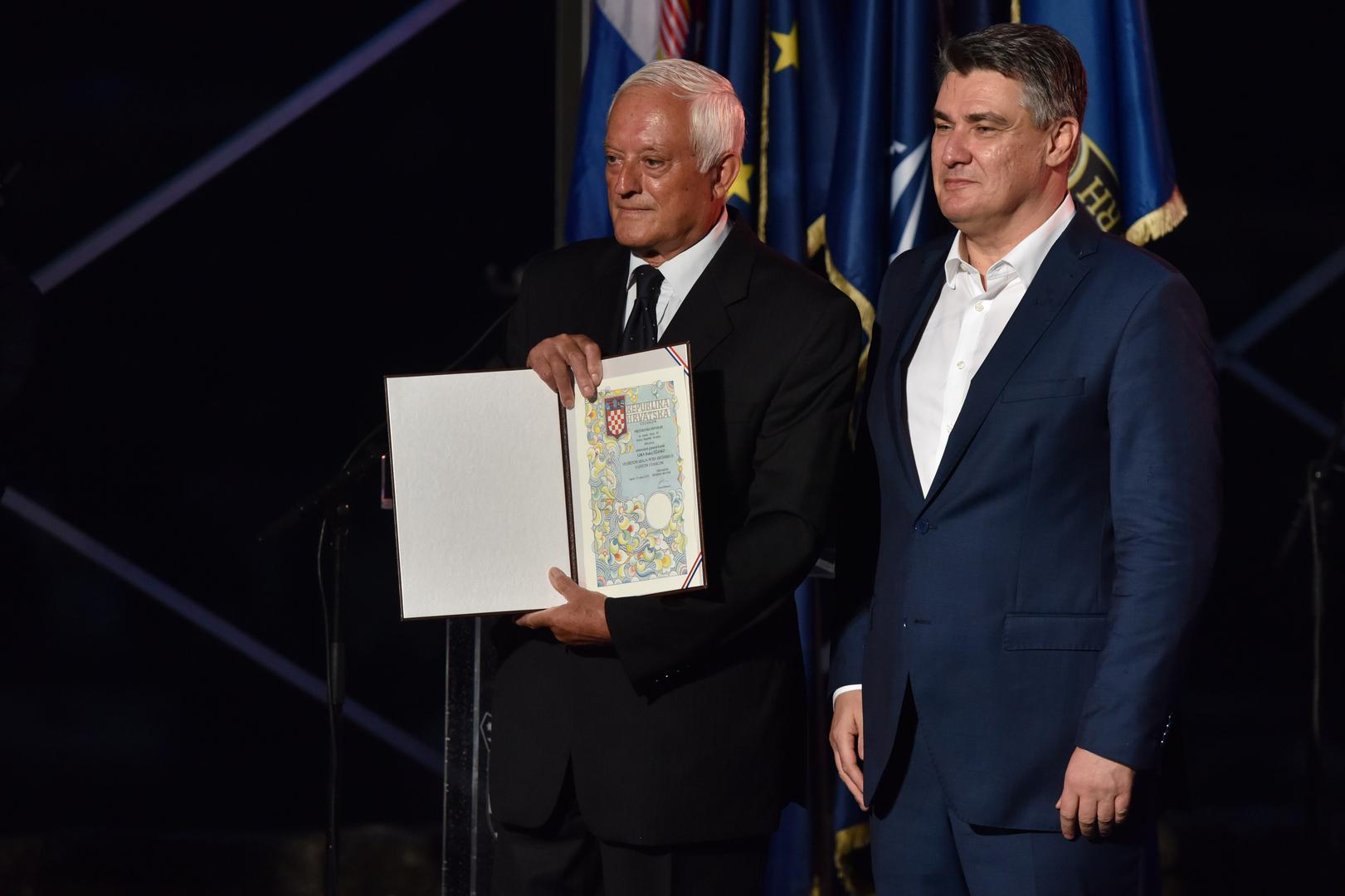 04.08.2020., Knin - Predsjednik RH Zoran Milanovic na kninskoj tvrdjavi odlikovao generale iz Vojno-redarstvene akcije Oluja.Photo: Hrvoje Jelavic/PIXSELL