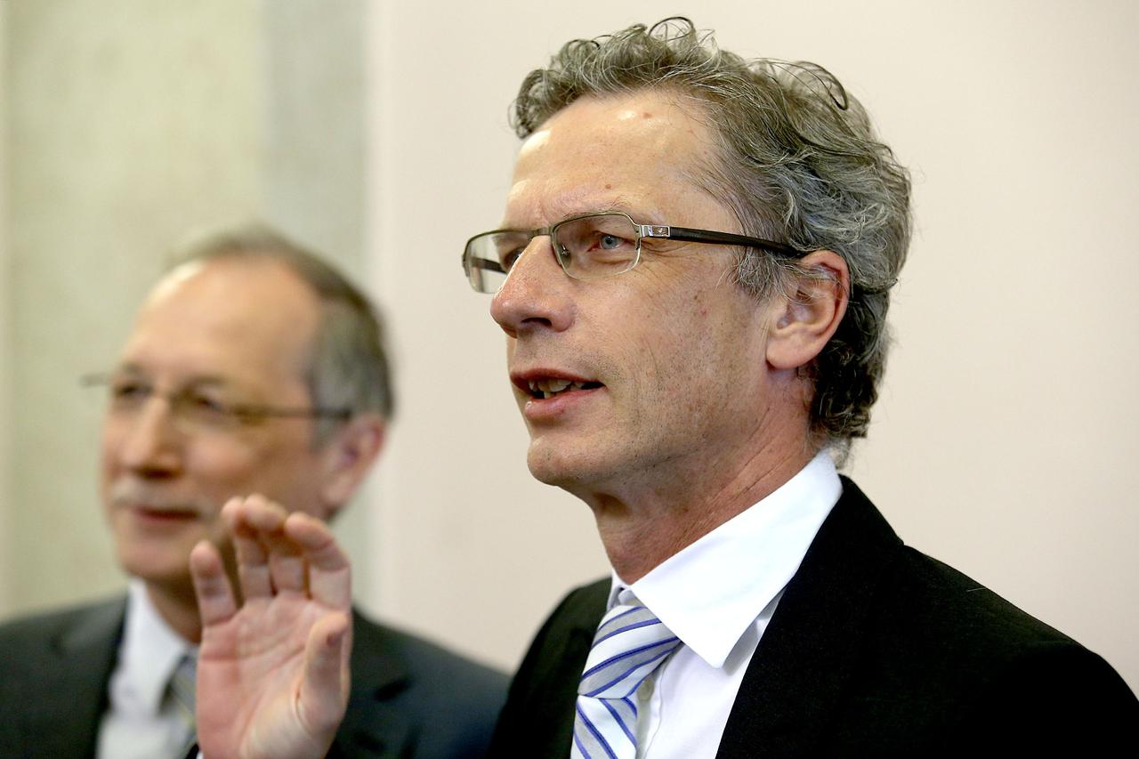 03.07.2014., Zagreb - Raspravom  o godisnjem izvjescu HNB-a, Sabor RH je nastavio 13. sjednicu. Photo: Patrik Macek/PIXSELL