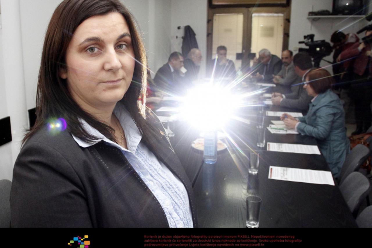 '05.11.2012., Cakovec- Hrvatki zavod za zaposljavanje Medjimurske zupanije u doba kad je u Medjimurju najvise nezaposlenih, bira naj djelatnicu zavoda. Ivancica Bozic, naj djelatnica. Photo: Vjeran Zg