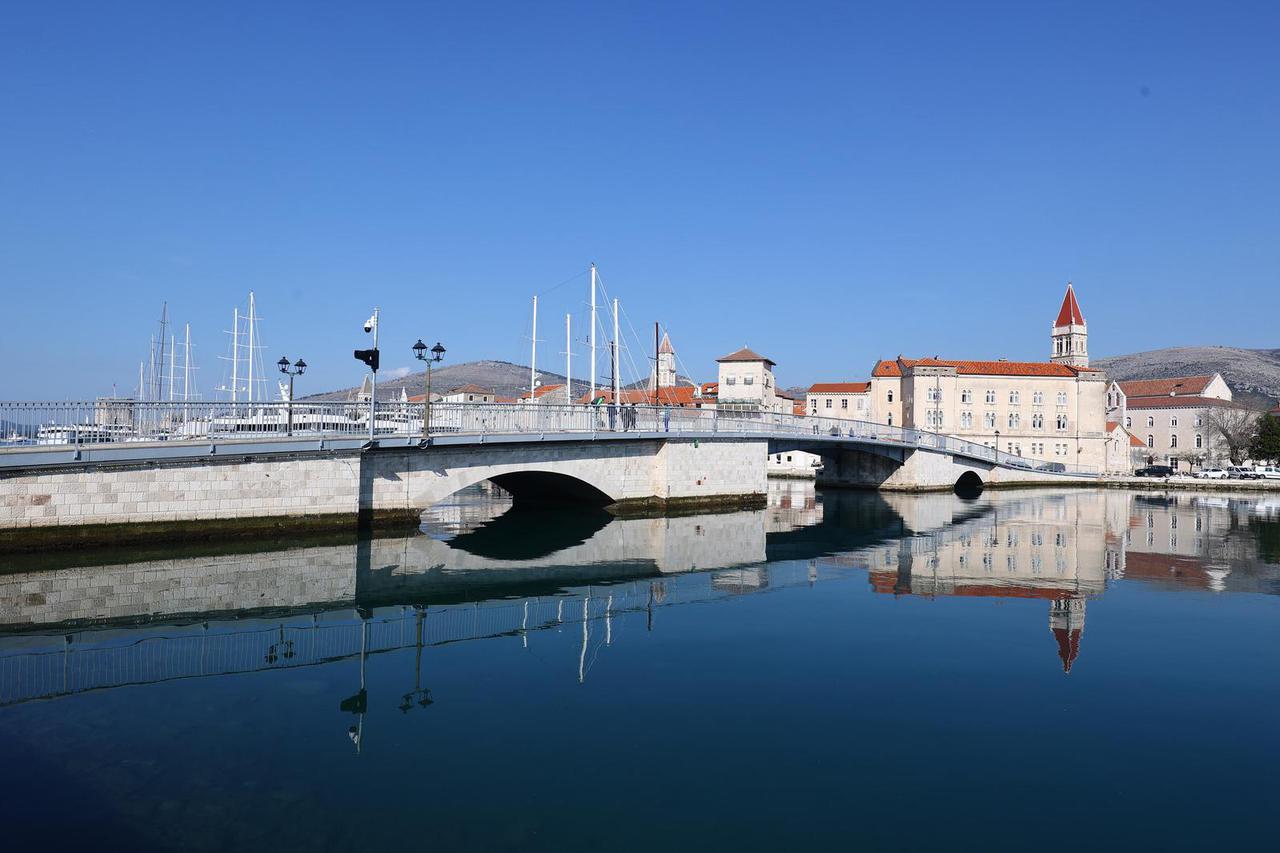 Trogir: Čiovski most bit će zatvoren dva dana zbog radova na ispitivanju cjelokupnog sustava