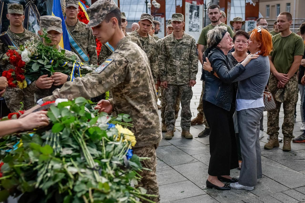 storyeditor/2023-09-22/2023-09-14T113155Z_1324067890_RC2883ABPCG3_RTRMADP_3_UKRAINE-CRISIS-FUNERAL__1_.JPG