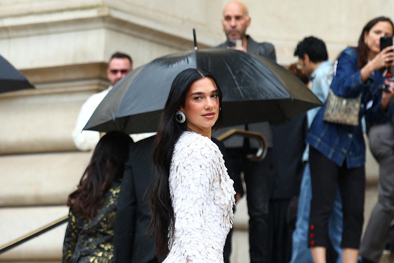 Guests arrive at Schiaparelli Haute Couture Fall/Winter 2025-2026 show in Paris