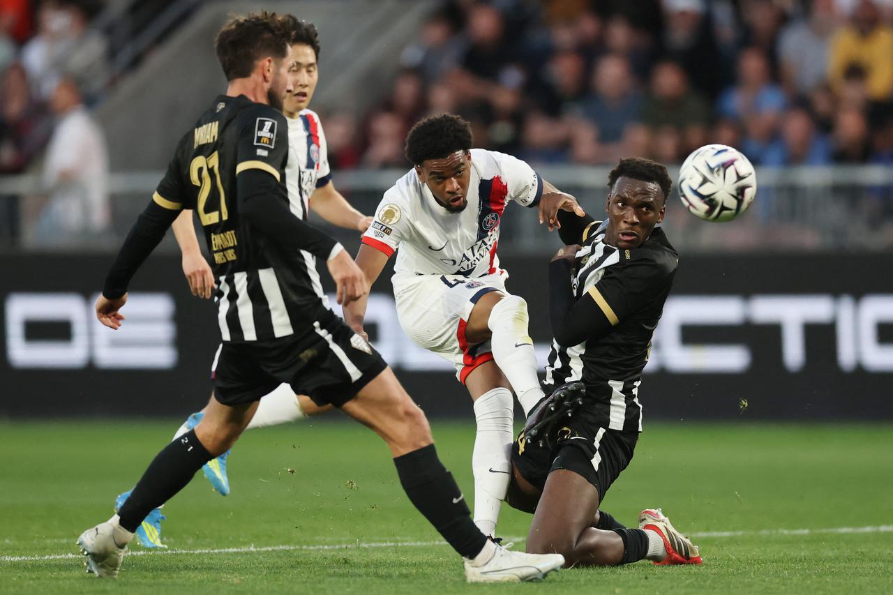 Ligue 1 - Angers SCO v Paris St Germain