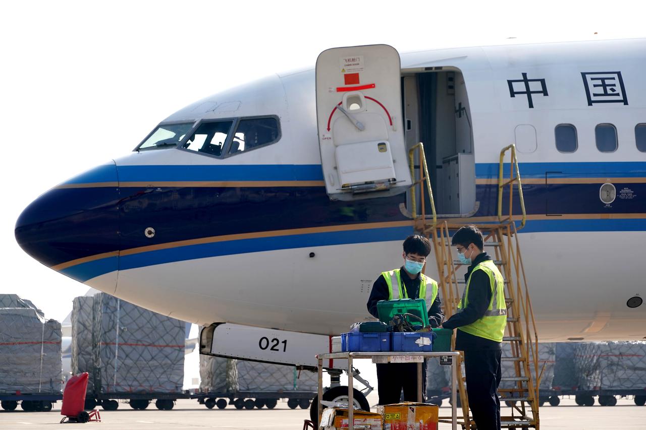 CHINA-HENAN-ZHENGZHOU-AIRPLANE-MAINTENANCE ENGINEER (CN)