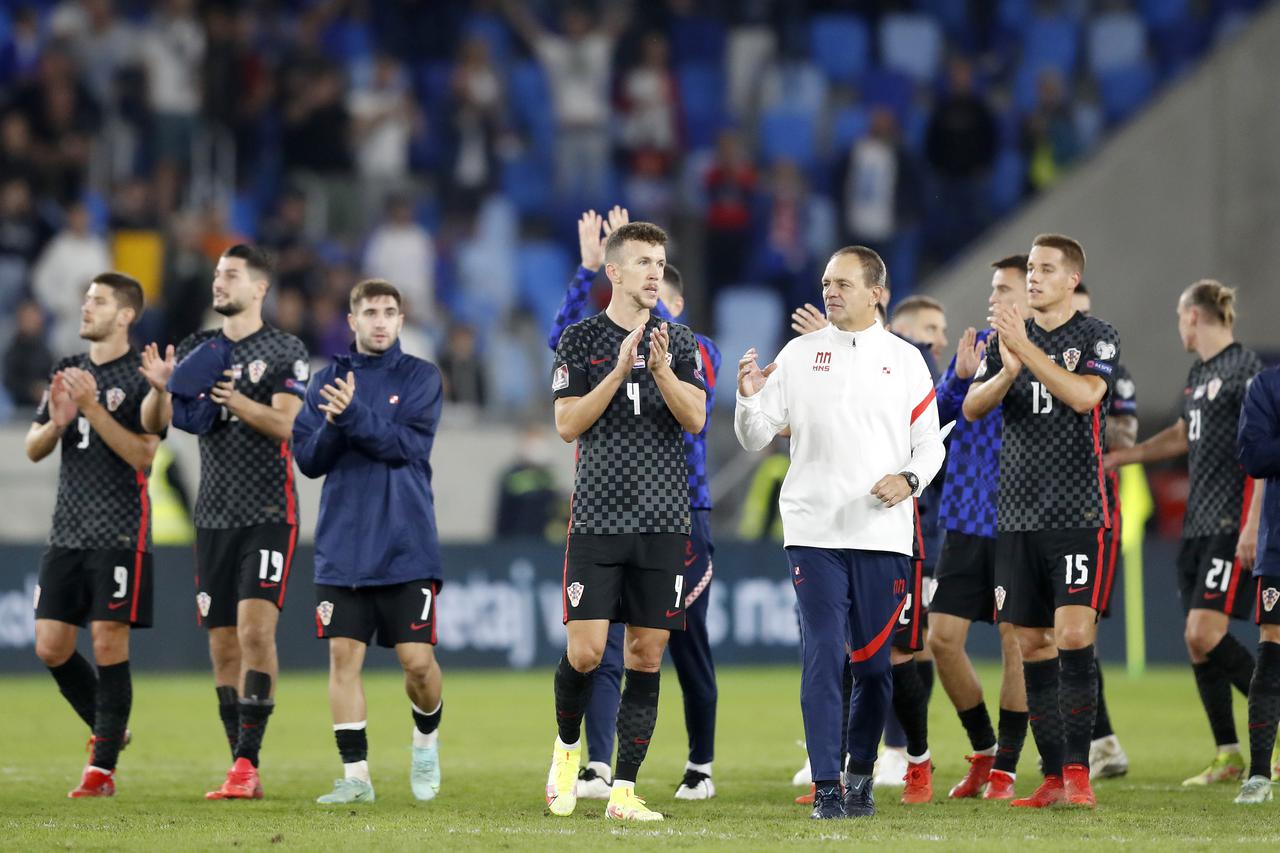 Bratislava: Sraz Slovačke i Hrvatske u kvalifikacijskom susretu za nogometni SP 2022.