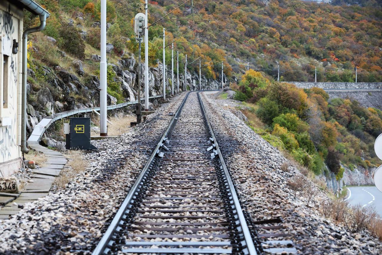 Pruga Rijeka-Zagreb na dionici Škrljevo-Meja