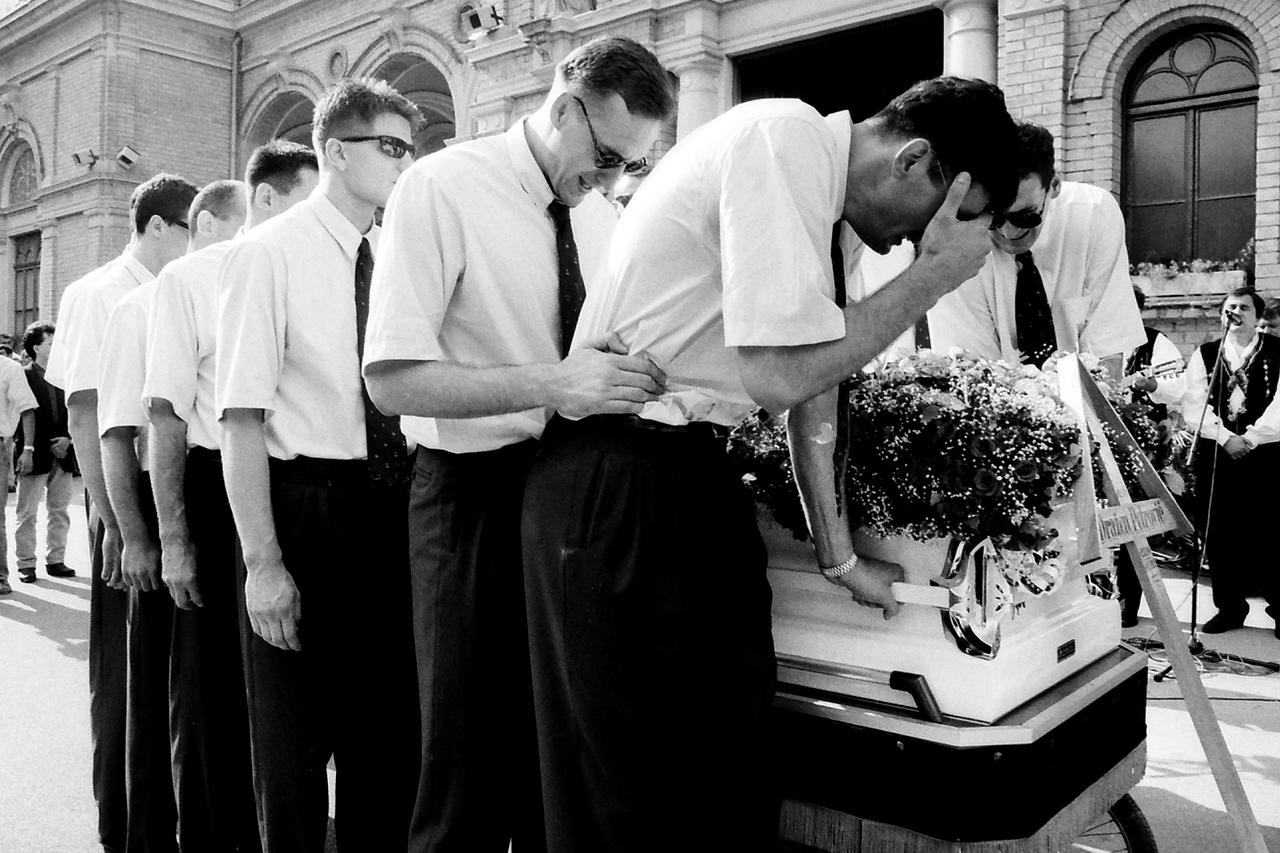 Zagreb: Posljednji ispra?aj košarkaškog Mozarta Dražena Petrovi?a, 11.06.1993.