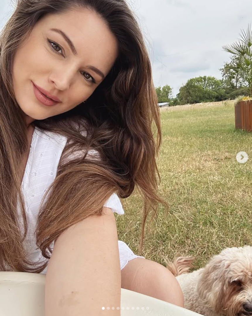 Vrativši se svijetu modelinga, u razgovoru za The Sun bez zadrške je progovorila o bračnoj intimi s Jeremyjem Parisijem, naglasivši kako je za nju tjedan dana bez seksa neprihvatljivo dug period. 