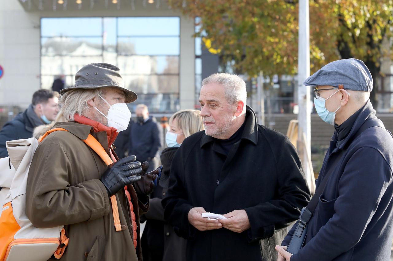 Zagreb: Bandić sa suradnicim obišao radove na izgradnji Spomenika žrtvama Holokausta