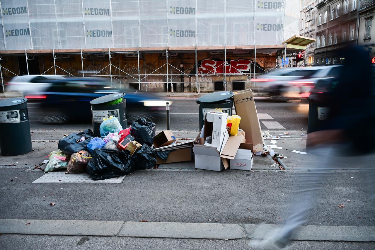Zagreb: Sve je više smeća u centru grada