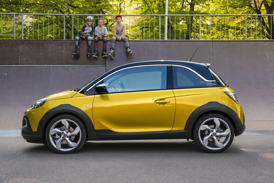 Opel Adam Rocks