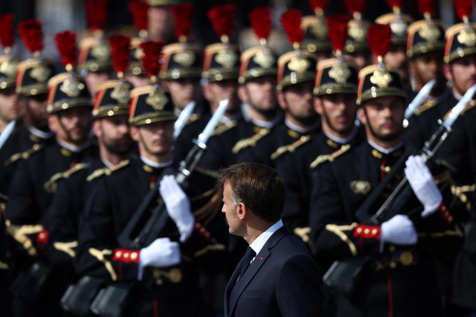 U konjičkom dijelu mimohoda sudjelovala su 193 konja Republikanske garde, a predstavljene su postrojbe kopnene vojske, mornarice, zračnih i svemirskih snaga, žandarmerije, policije, civilne zaštite i carine.