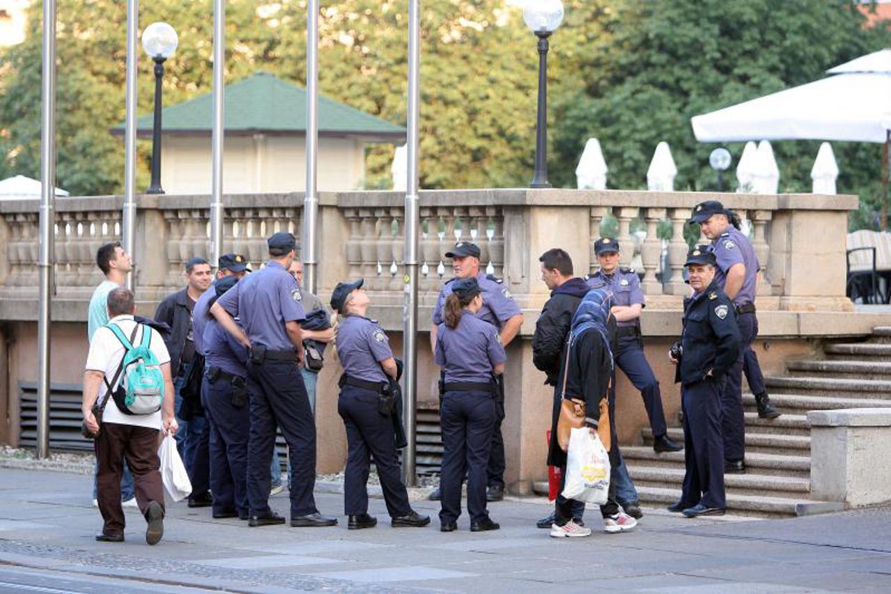 Policija na zagrebačkim ulicama (1)