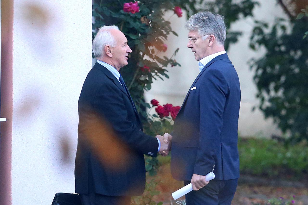 Petar Pavković, Damir Kuštrak