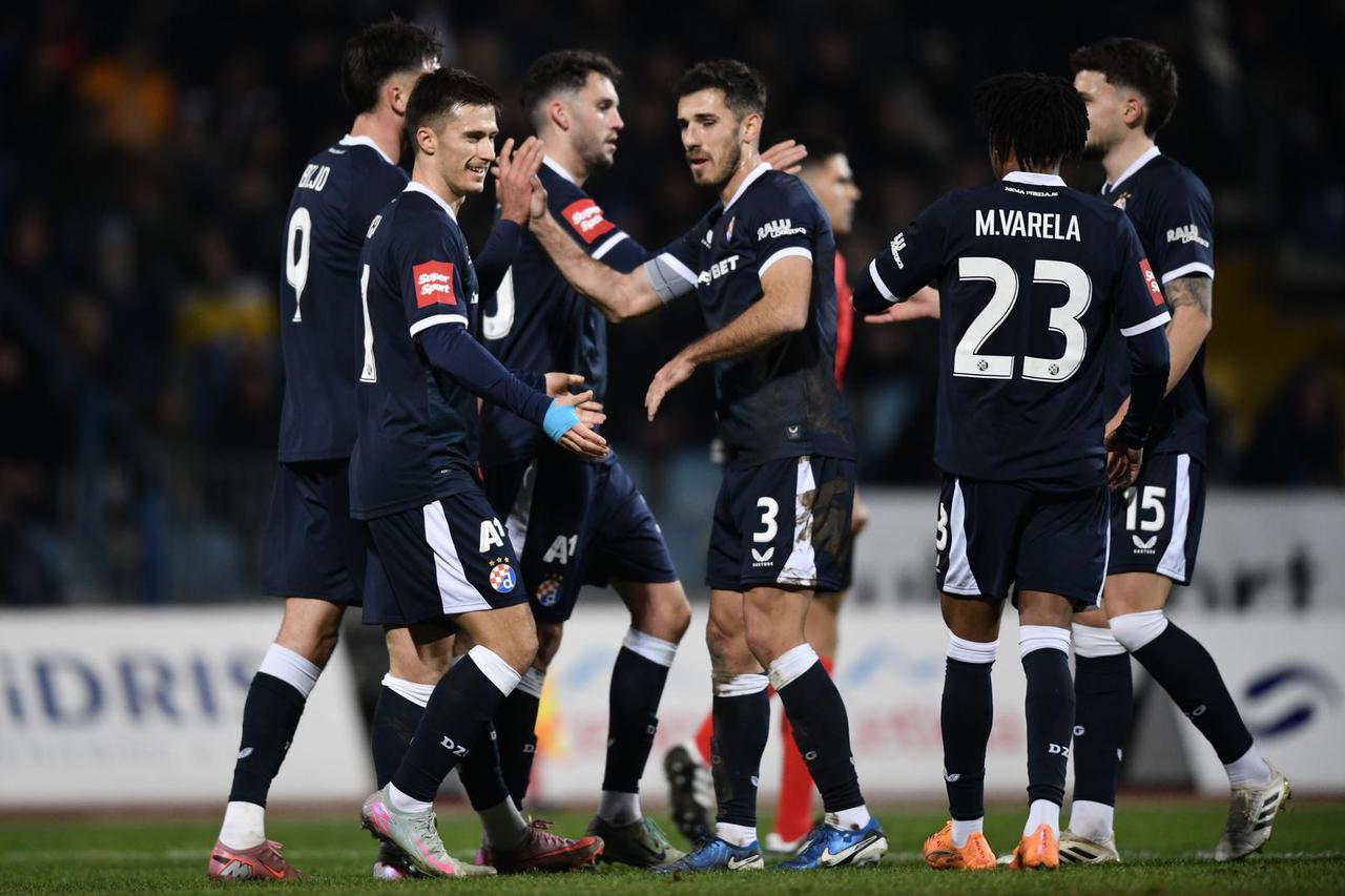 Karlovac: SuperSport Hrvatski nogometni kup, osmina finala, NK Karlovac - GNK Dinamo