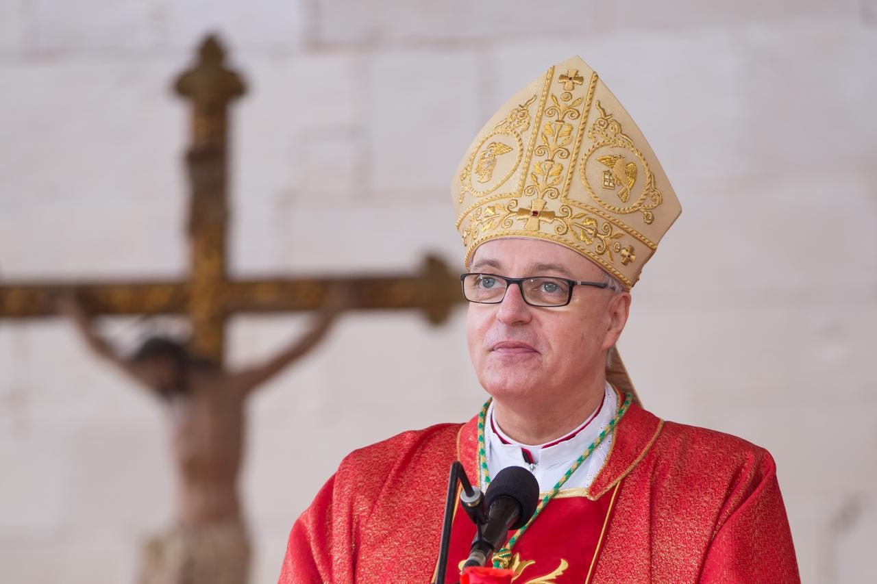 Biskup dr. mons. Egidije Živković