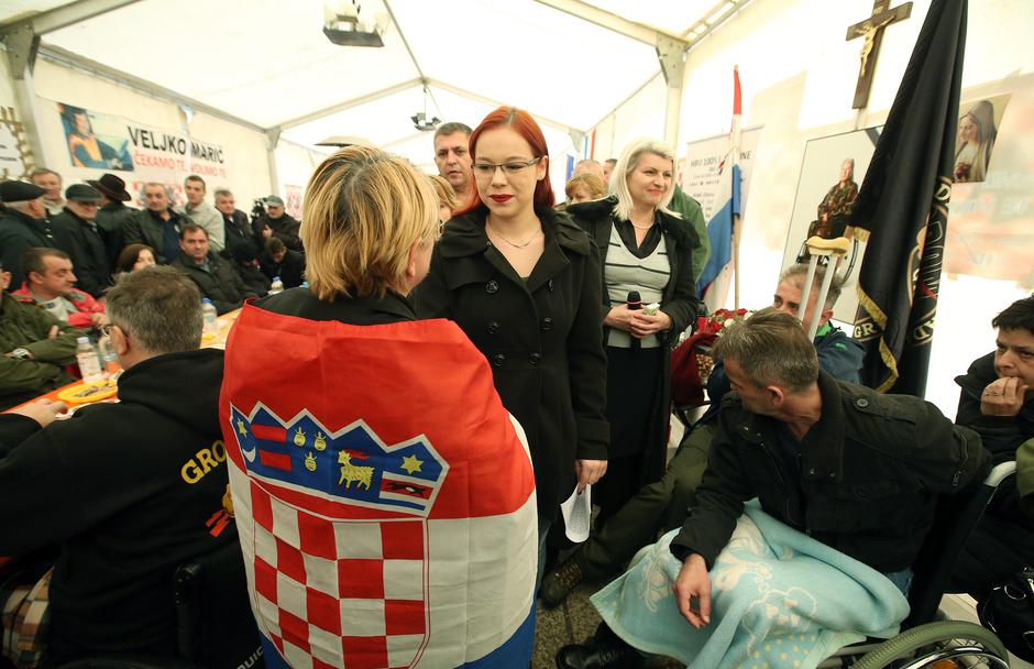 Jelena Dedaković branitelji